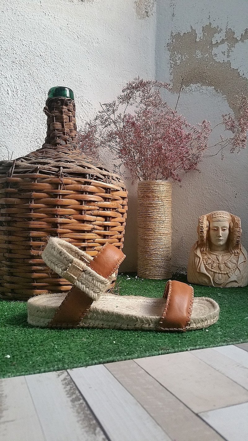 Espadrilles | unisex. modelo Eshe brown - 男女凉鞋 - 环保材料 咖啡色