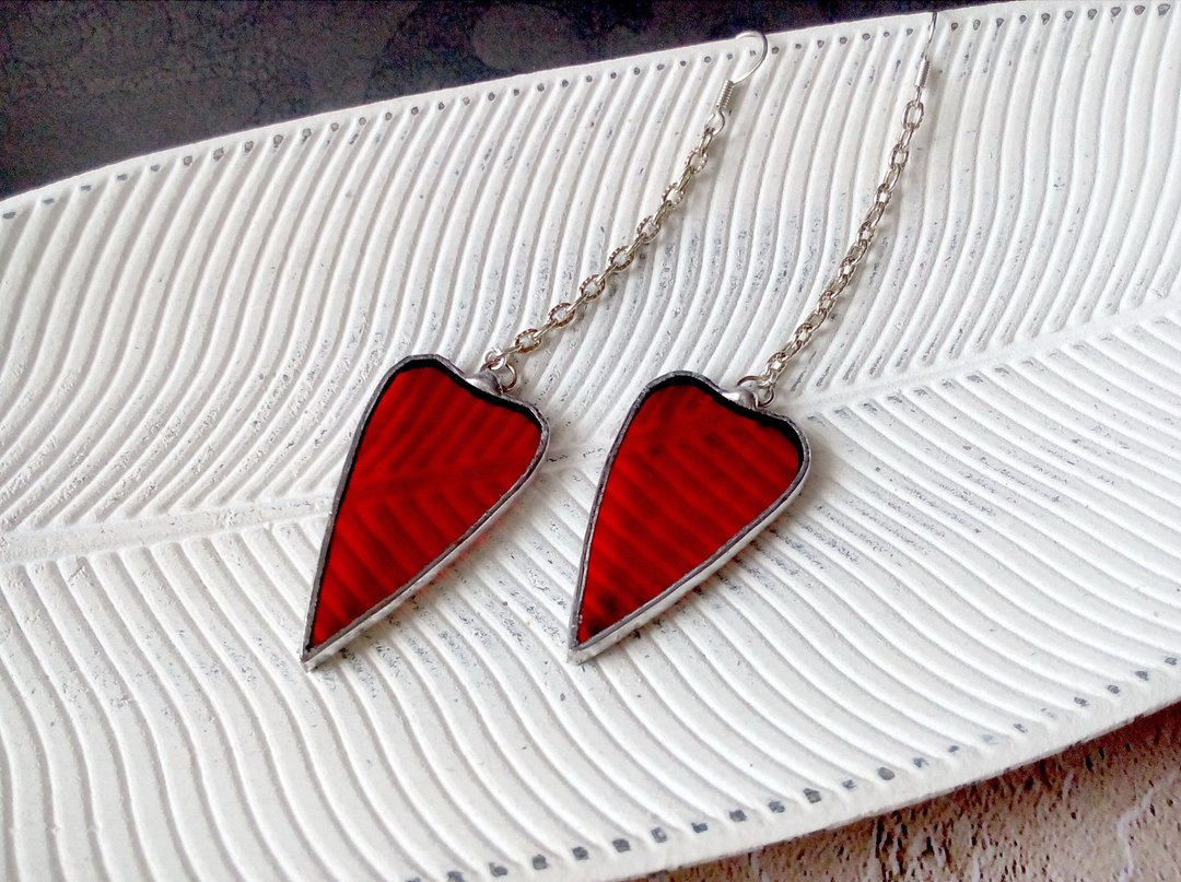 Red HEART glass earrings. Valentine cute heart earrings. pink kawaii earrings. - 耳环/耳夹 - 玻璃 红色