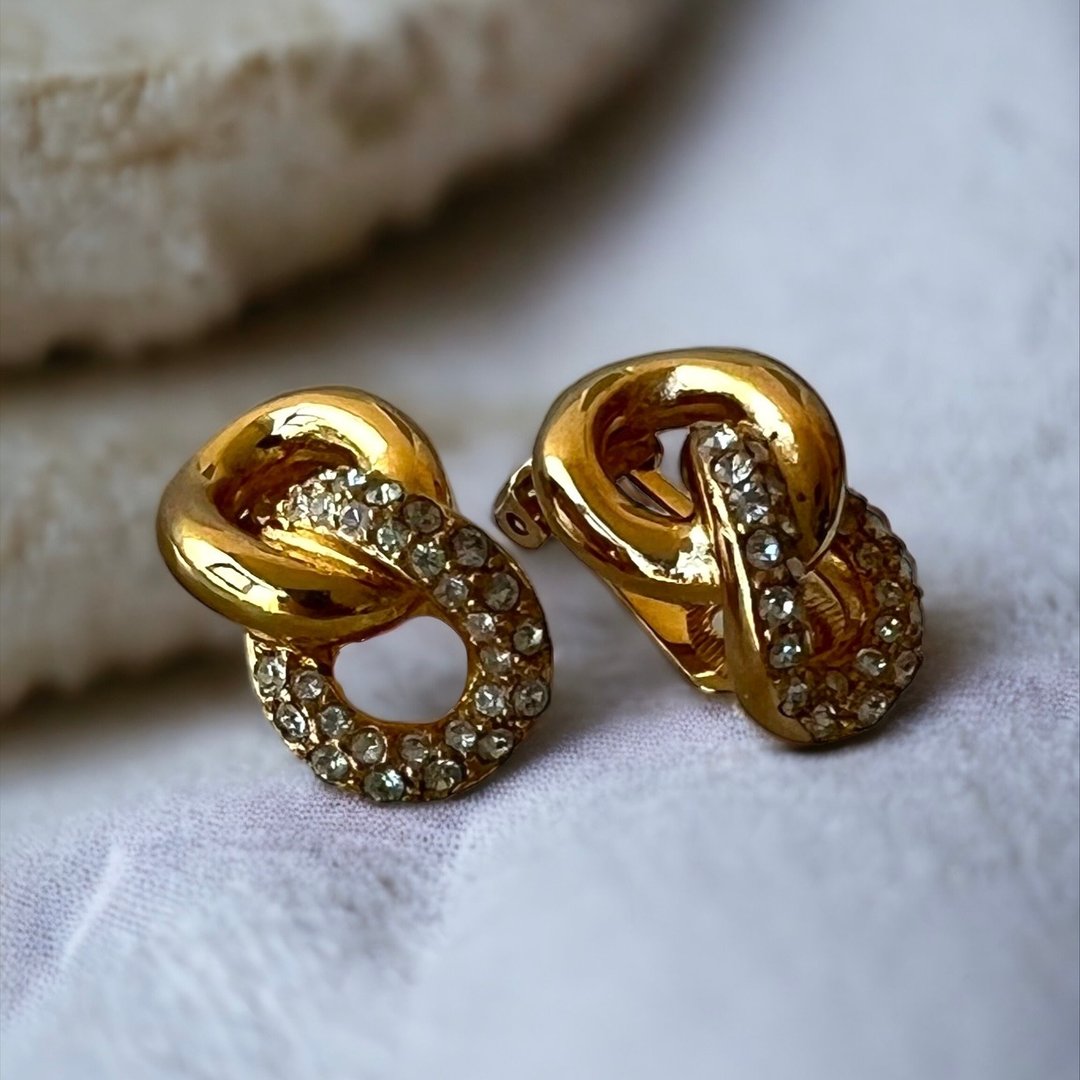 Dior 复古夹式耳环 1980 年代正品 Christian Dior 签名 Infinity - 耳环/耳夹 - 其他金属 金色