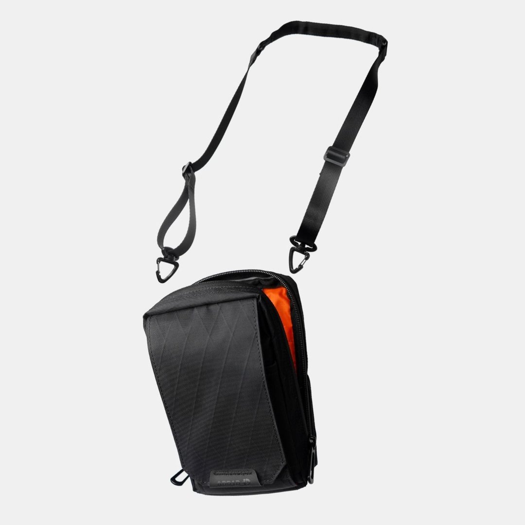 D2D Pouch V2 - 轻巧防水机能肩包 - 侧背包/斜挎包 - 尼龙 黑色