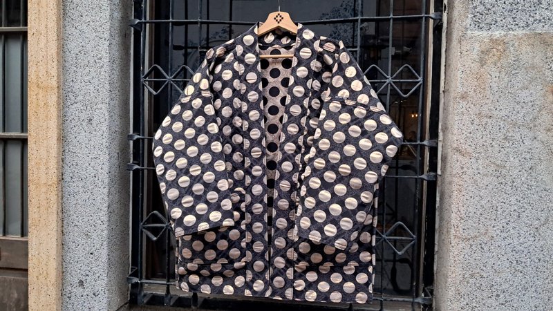 AMIN'S SHINY WORLD 铜线大波点满版双面提花KIMONO  Reversible - 男装外套 - 棉．麻 咖啡色