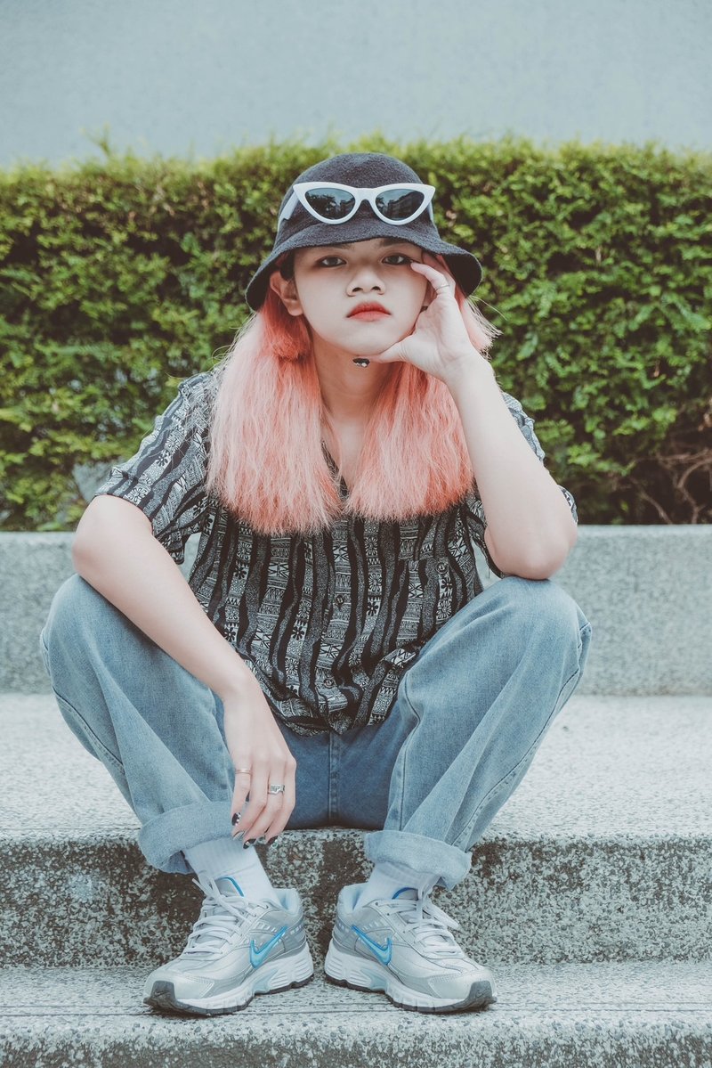 【Morefun古着选物】几何花卉黑色衬衫 - 女装上衣 - 丝．绢 黑色