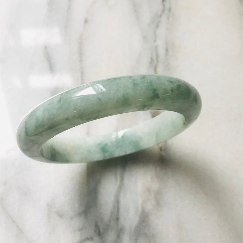 天然翡翠手镯 缅甸产 57.3 mm 飄花 - 手链/手环 - 玉石 绿色