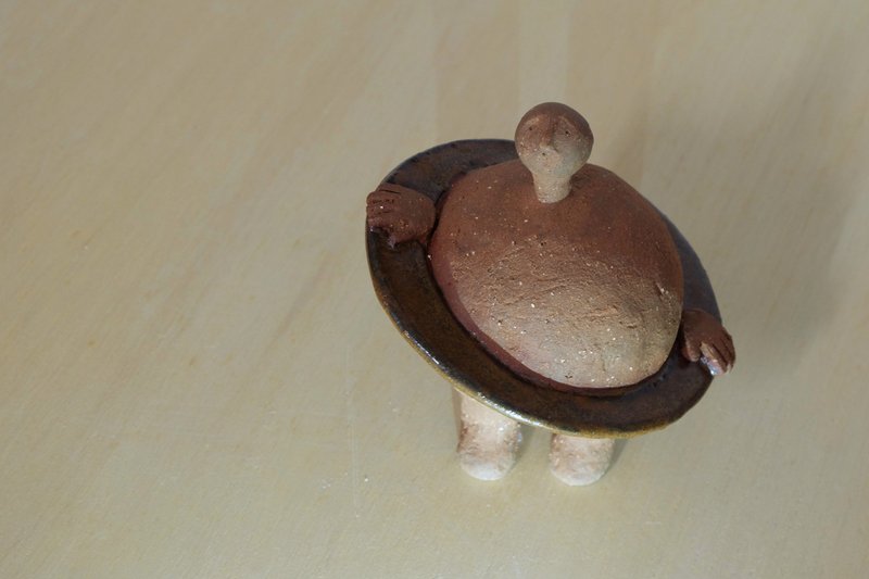 | Luna 陶偶系列 | 肥星球 陶偶 陶器 摆设 - 摆饰 - 陶 咖啡色