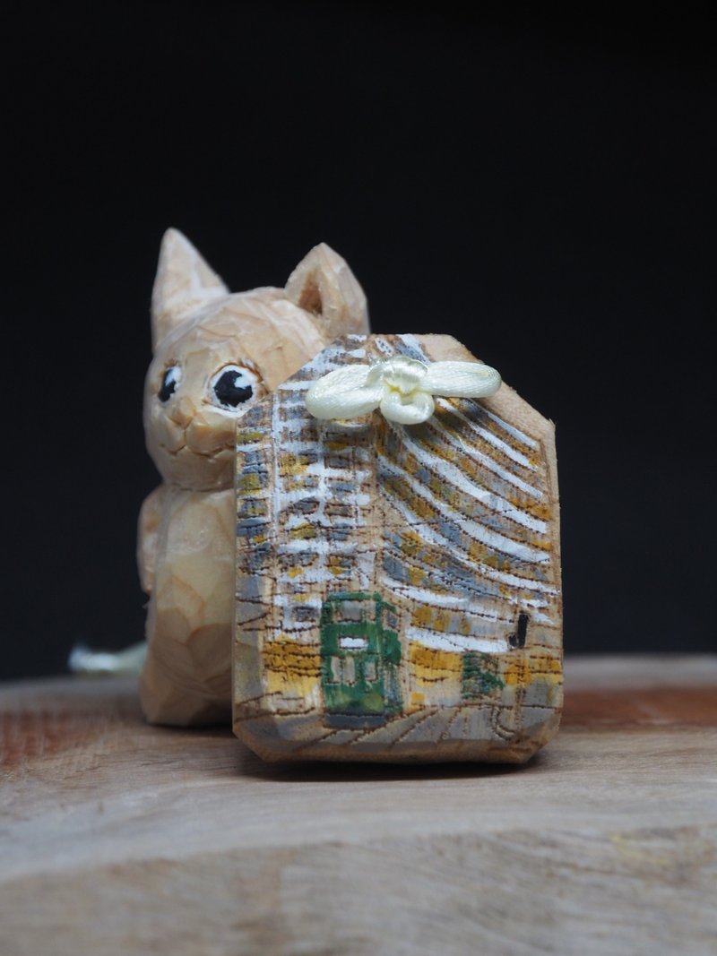 怪兽大厦迷你御守(香港樟木) - 木工/竹艺/纸艺 - 木头 灰色