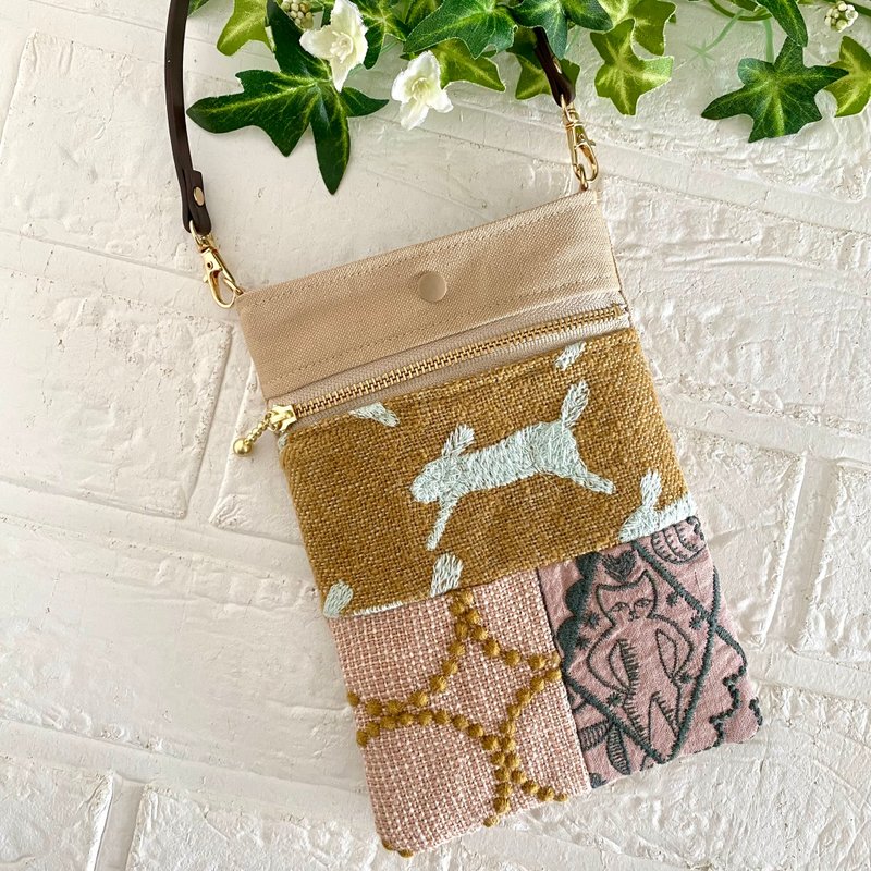 minä perhonen 拼布 手机袋 minaperhonen - 化妆包/杂物包 - 棉．麻 