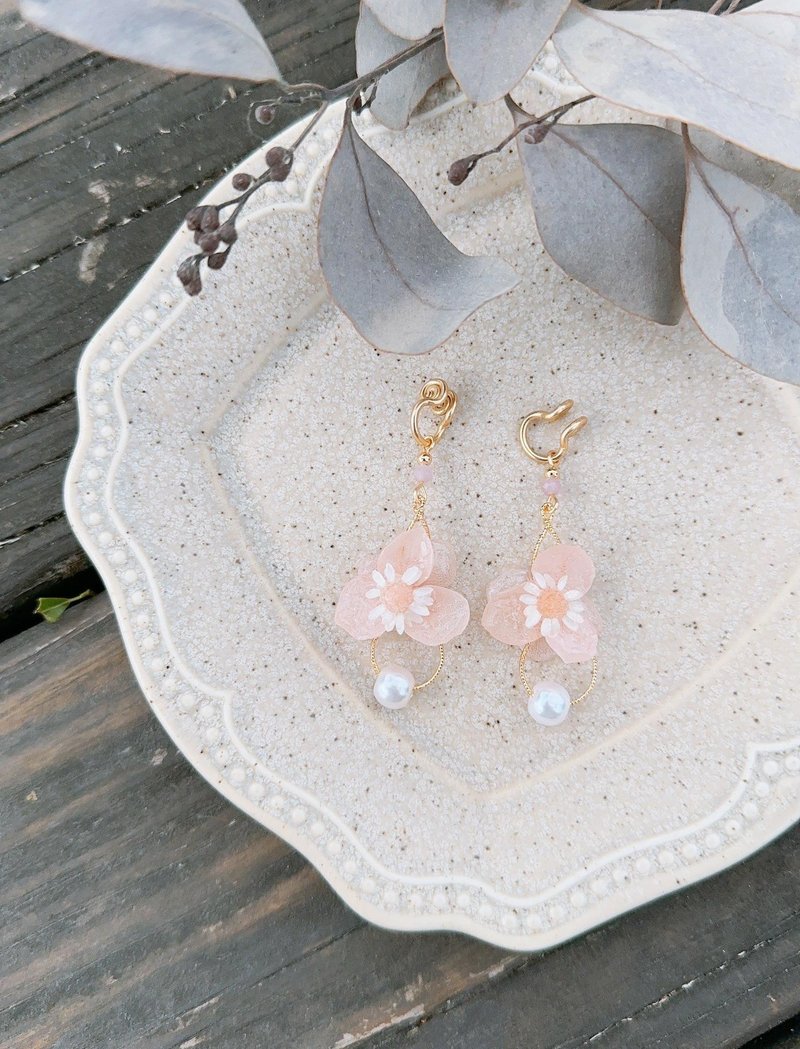 可爱珍珠花球 | 不凋花款 | 2色 - 耳环/耳夹 - 其他材质 多色