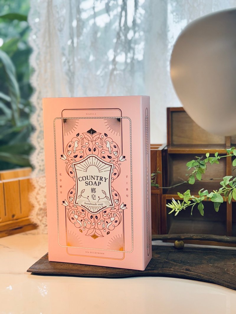 【送礼礼盒】粉钻级轻巧守护礼盒- 手工皂2入 - 肥皂/手工皂 - 植物．花 