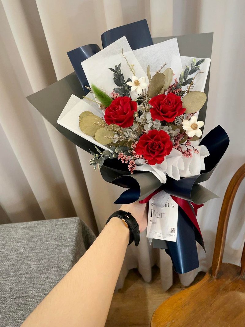 永生玫瑰【红玫瑰】干燥花束 生日礼物 玫瑰花束 生日花束 情人节 - 干燥花/捧花 - 植物．花 黑色