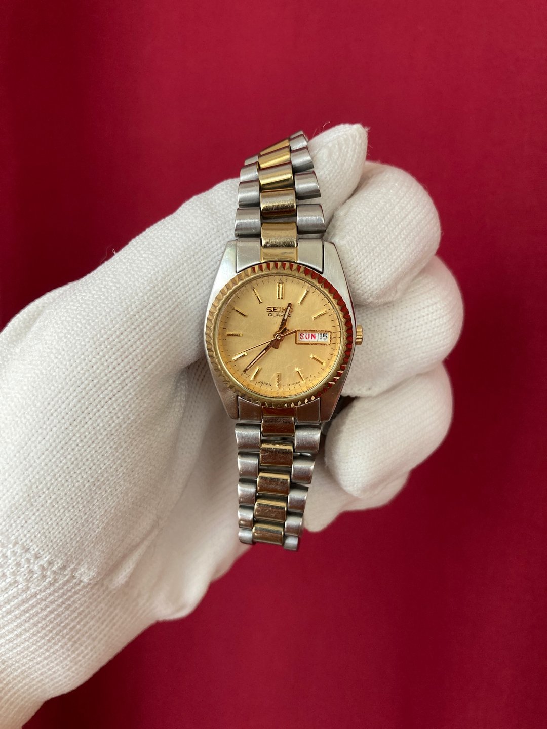SEIKO 蚝式金色圆形表壳 星期日期格设计 双色不锈钢表带 古董表 - 女表 - 其他材质 金色