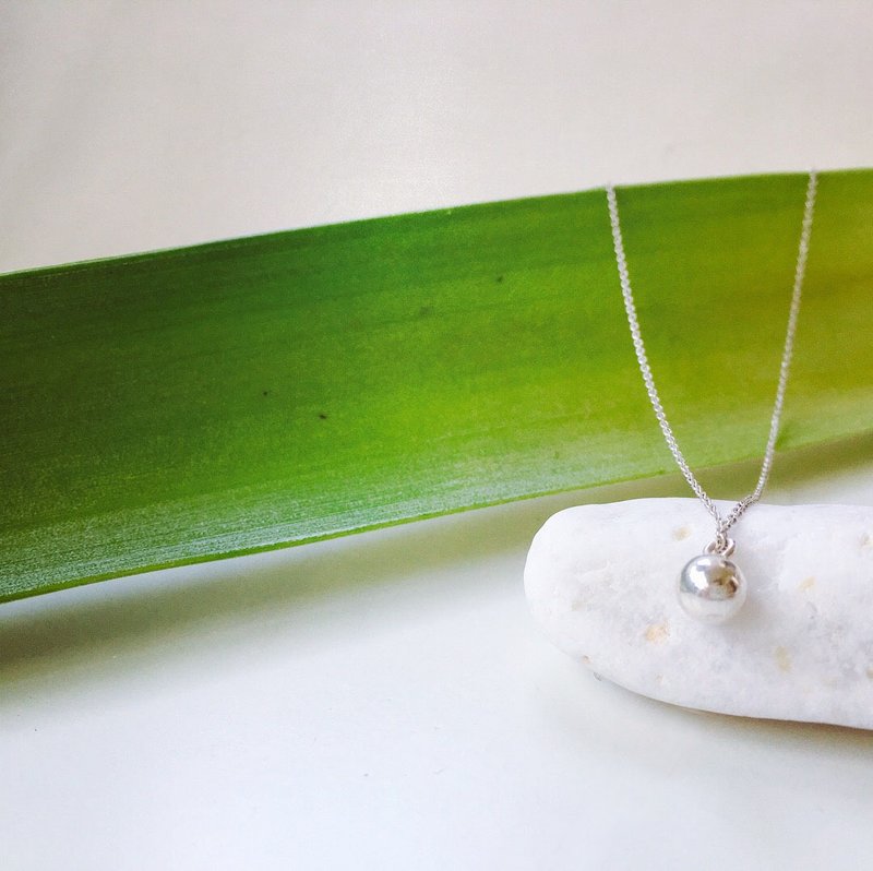 925纯银 / 大 • 银珠项链 - 项链 - 纯银 银色