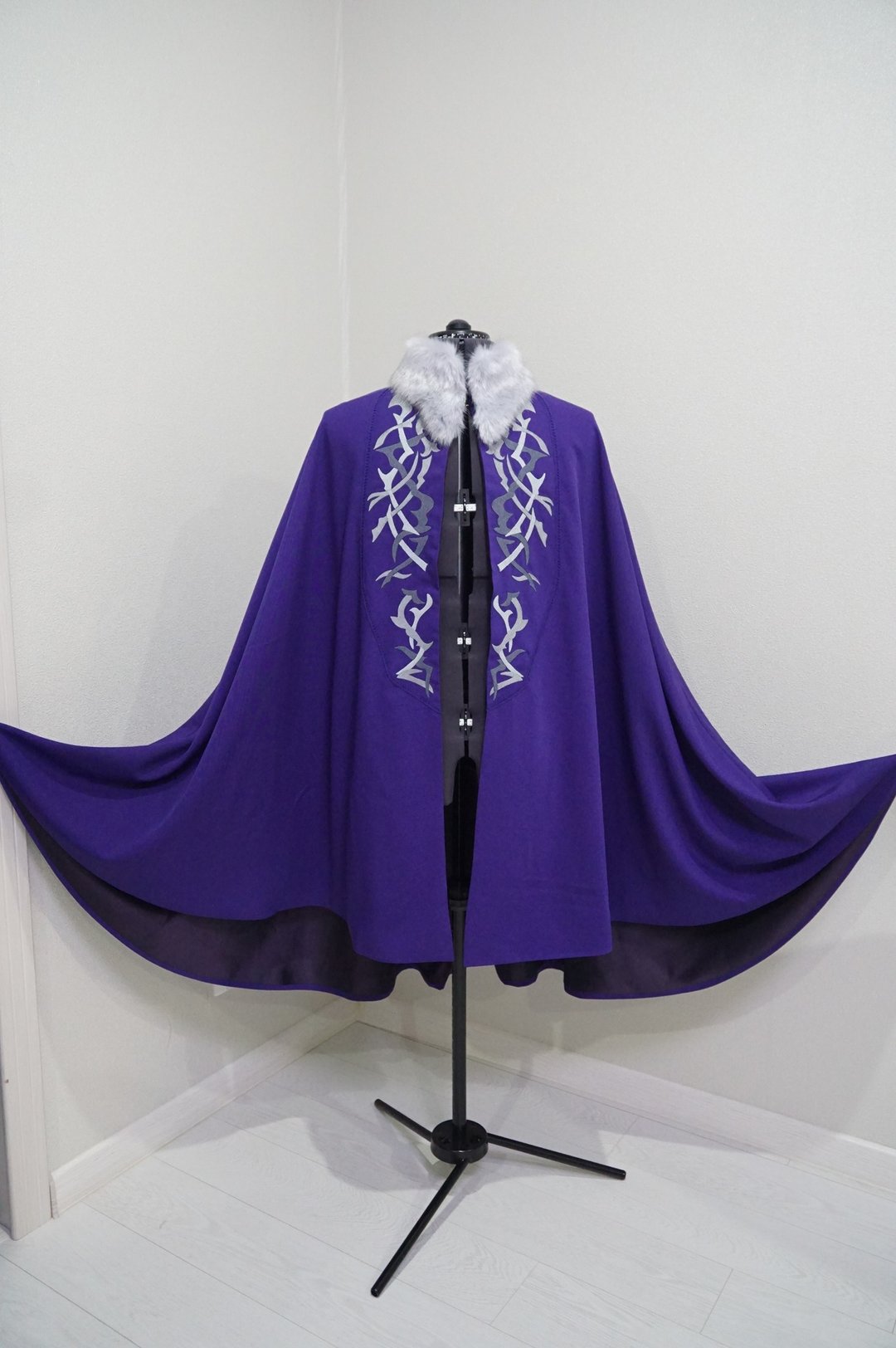 Grisha David Kostyk 紫色 Durast 披风 - 太阳召唤 (Shadow and Bone) 角色扮演服装 - 男装外套 - 聚酯纤维 紫色