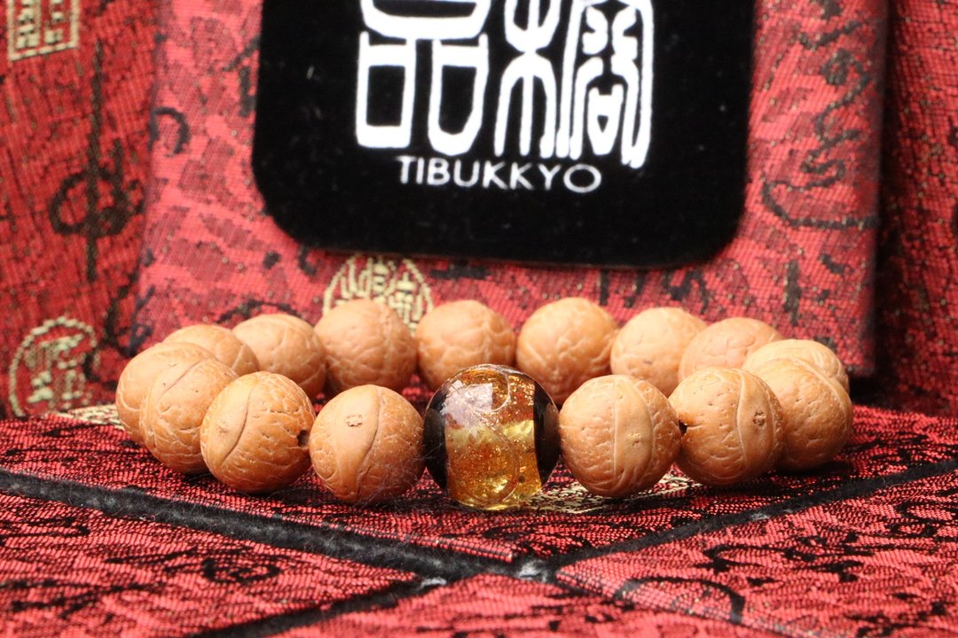 尼泊尔凤眼菩提子 14mm 正眼 金砂琉璃隔珠 手串 手链 佛珠 饰品 - 手链/手环 - 植物．花 