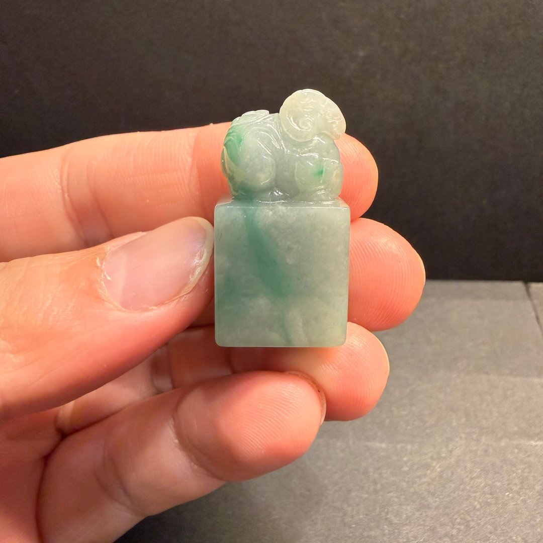 瀚玉珠宝 天然缅甸玉翡翠 十二生肖印章系列 白底青小羊印章 翡翠 - 其他 - 玉石 