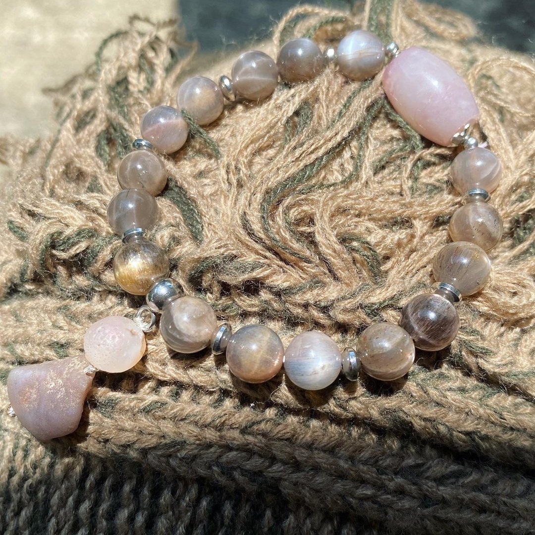 【Lost and find】天然石 太阳石 紫马粉 黑山玛瑙 手链 GY01 - 手链/手环 - 宝石 粉红色
