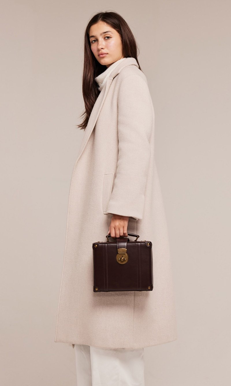 FIONA 英伦棕色牛皮 行李箱式复古侧肩背包 - 手提包/手提袋 - 真皮 咖啡色