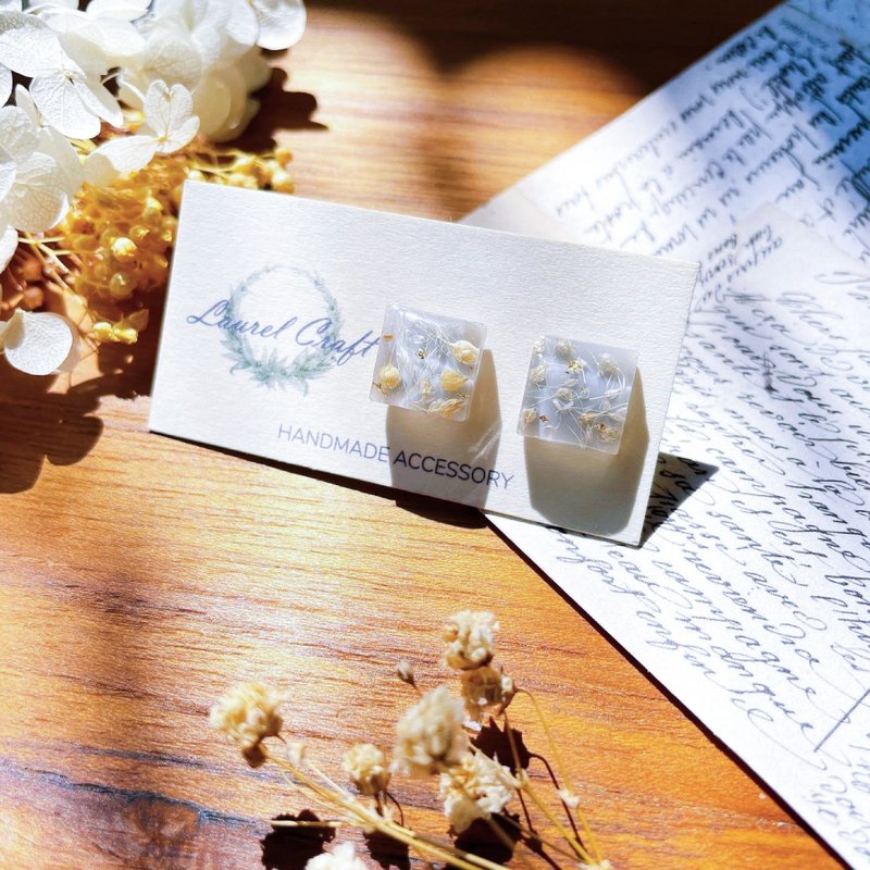 莫兰迪色系 浅灰 碎花 小款 方形 925纯银针耳环/无痛耳夹 - 耳环/耳夹 - 植物．花 灰色