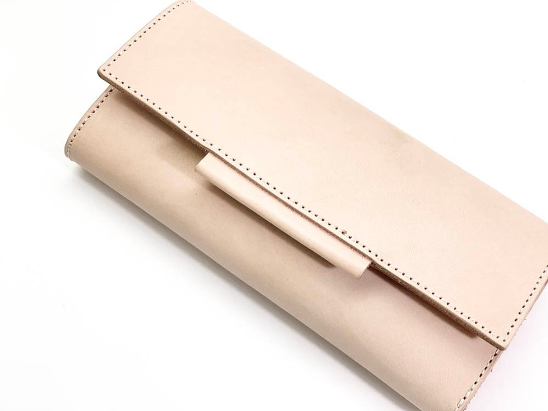 OVER Customized made-to-order Make a wallet that you are proud of your own color Over flap long wallet Nume leather with good visibility OFW-CUSTOM - 皮夹/钱包 - 真皮 多色