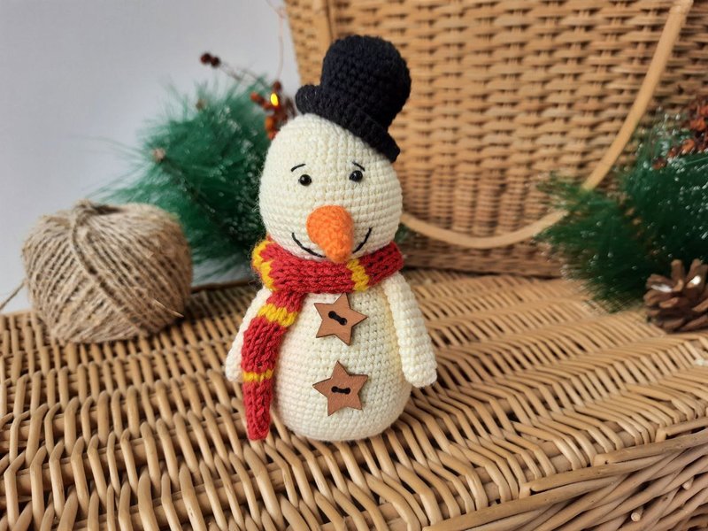 Cute Stuffed Snowman Handmade. Christmas Gift Winter Decor. Decor Snowman Plush - 玩偶/公仔 - 棉 白色