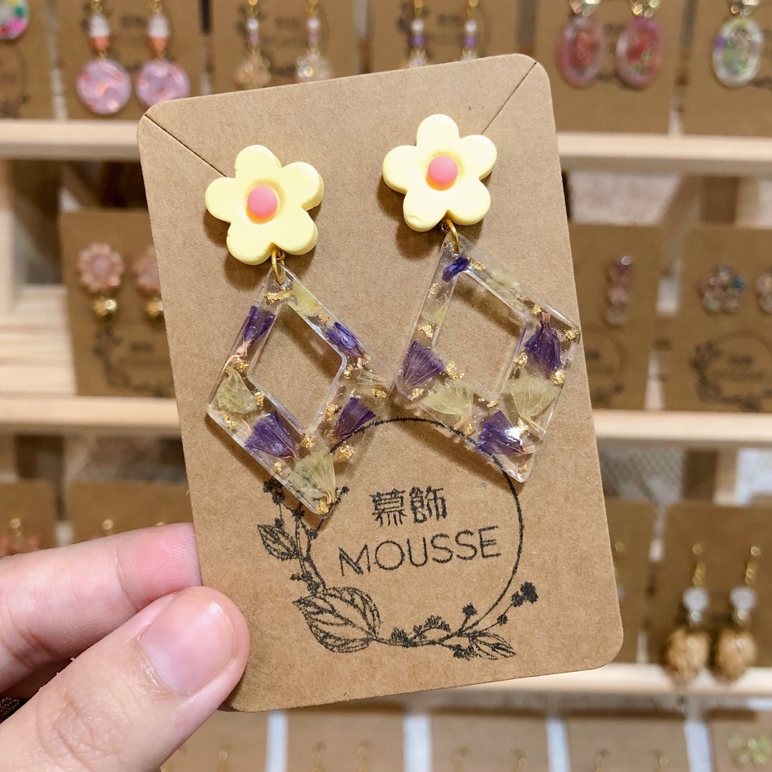 紫黄菱形耳环 耳夹 手作 干燥花 日本树脂 真花 - 耳环/耳夹 - 树脂 黄色