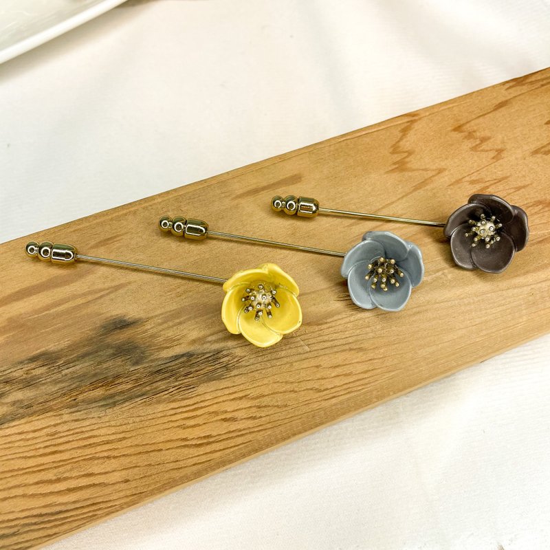 以斯帖系列- 桃乐斯胸针 - 胸针 - 其他金属 