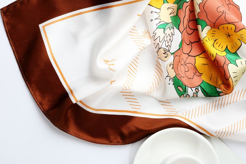 Flowerpot 真丝丝巾 100% silk | 70x70cm - 丝巾 - 丝．绢 咖啡色