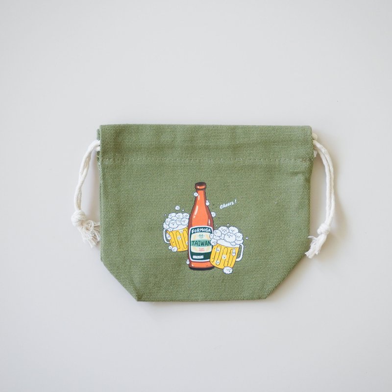 收纳束口袋-泡泡羊台湾啤酒(绿) - 束口袋双肩包 - 棉．麻 绿色