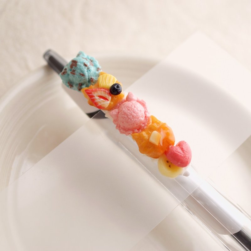 猫咪冰淇淋原子笔 - 圆珠笔/中性笔 - 粘土 多色