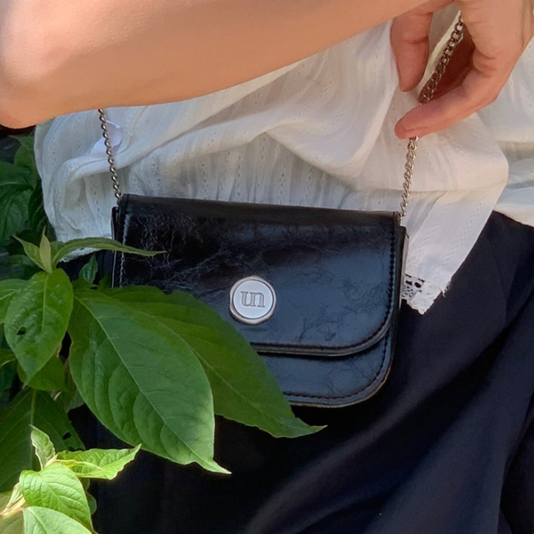 Korean Untidy Micro Flap Bag - 手提包/手提袋 - 人造皮革 