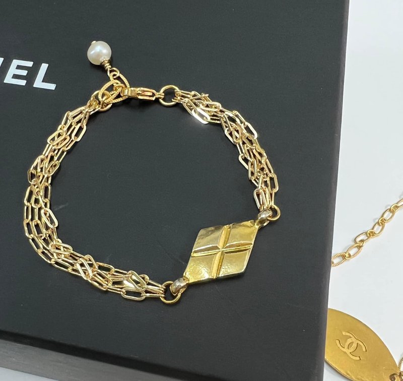 老件新作 小香坠子菱形菱格纹古董坠子手链Reworked - 手链/手环 - 其他金属 