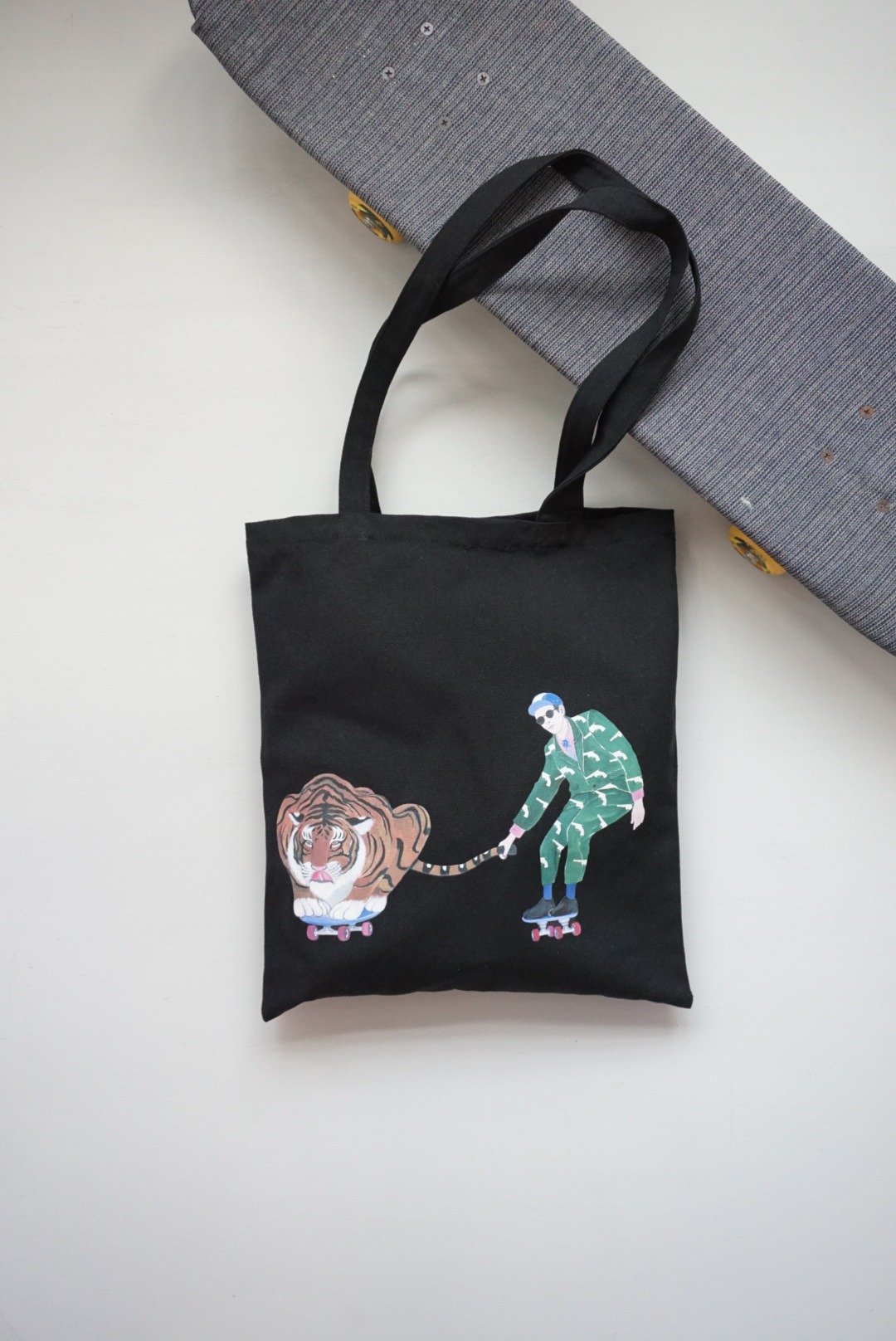 玩虎的滑板少年"肩背长带托福包  Tote Bags - 侧背包/斜挎包 - 棉．麻 