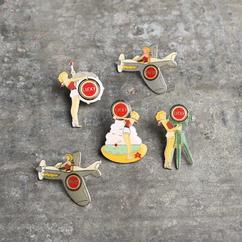 Vintage Pins 复古别针 / 古董别针、限量徽章胸针、古董徽章 - 徽章/别针 - 其他金属 多色