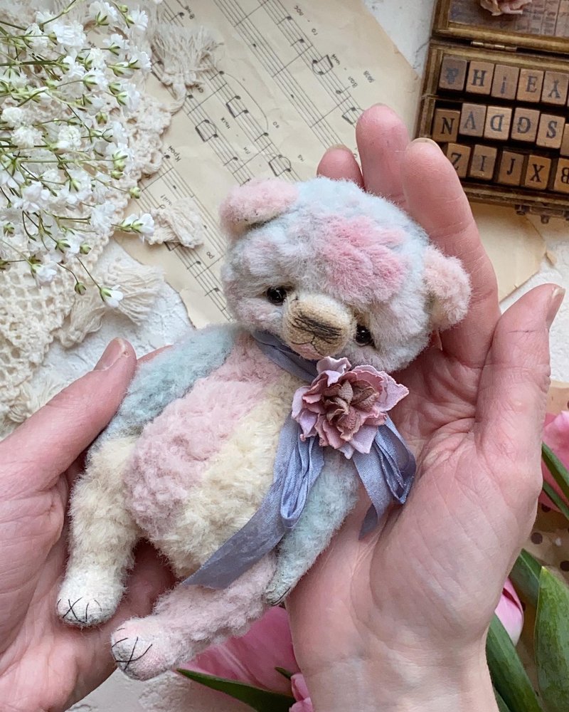 Stuffed  teddy bear, artist  plushies figurine, memory bear,  bear doll toy - 玩偶/公仔 - 其他金属 粉红色