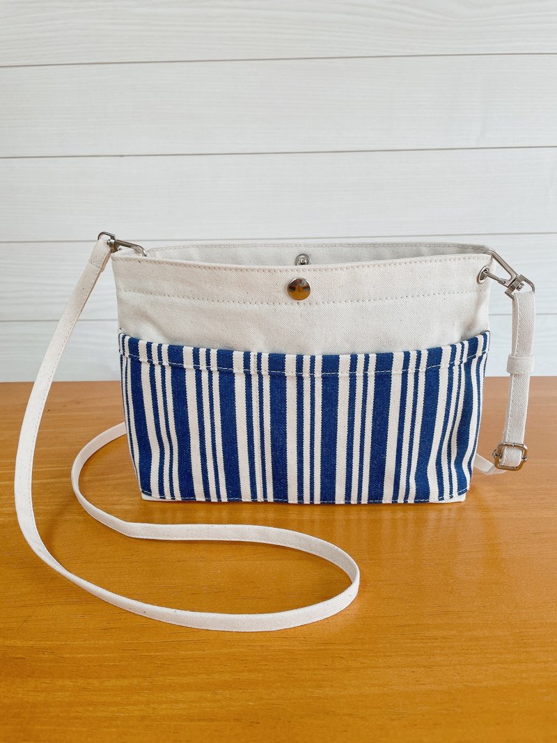 仓敷帆布袋中袋 A5 内袋，也可当 sacoche Kinari蓝条纹 - 侧背包/斜挎包 - 棉．麻 蓝色