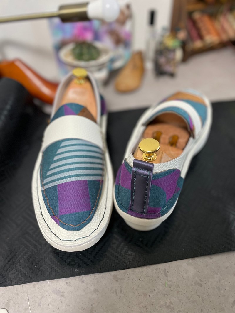 Japan Made 播州织 白色×缇花 乐福鞋 - 其他 - 真皮 蓝色