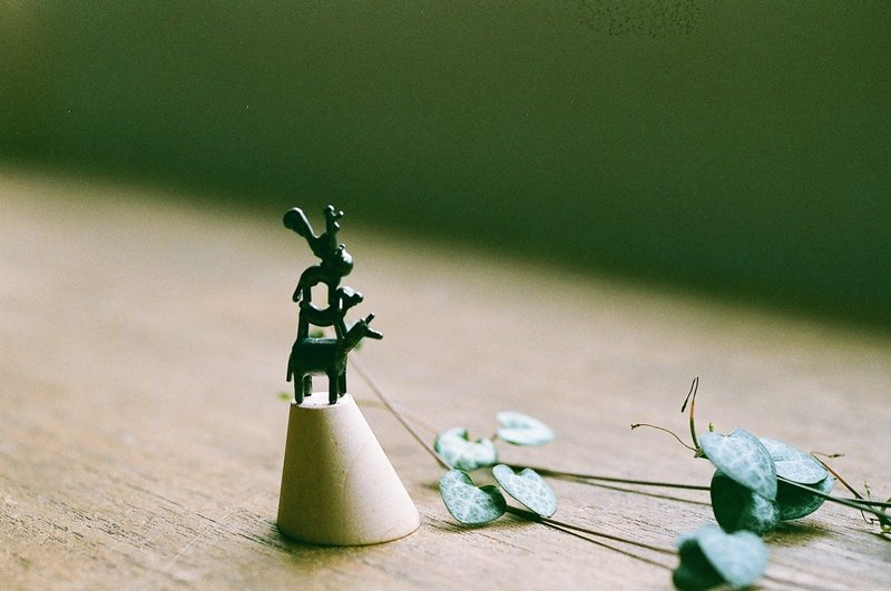 不莱梅音乐队戒指座——青铜动物叠叠乐 - 摆饰 - 其他金属 咖啡色