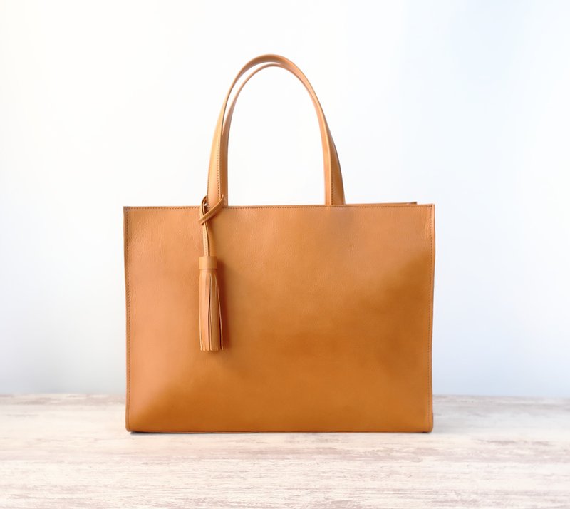 A4尺寸托特包・驼色・订制商品・亦可制作其他颜色 - 手提包/手提袋 - 真皮 咖啡色