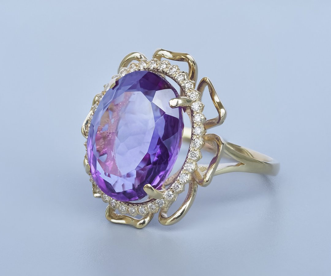 Massive flower ring with amethyst and diamonds - 戒指 - 贵金属 金色