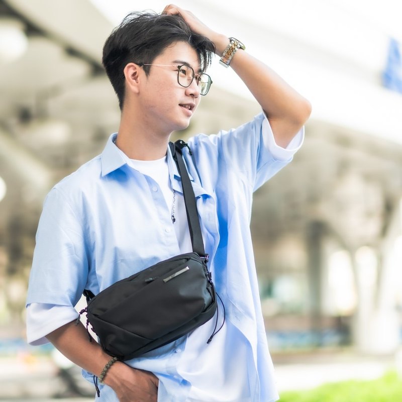 NEO Nomad 纳美斜背包-菱格黑 - 侧背包/斜挎包 - 尼龙 黑色