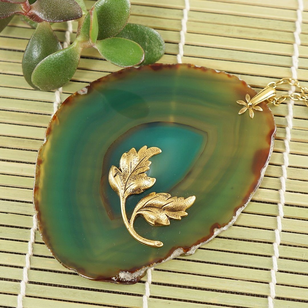 Green Agate Slice Slab Necklace Green Stone Golden Leaf Pendant Necklace Jewelry - 项链 - 半宝石 绿色
