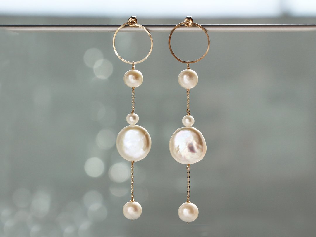 14kgf- snowing pearl pierced earrings / can change to clip-on - 耳环/耳夹 - 其他金属 白色