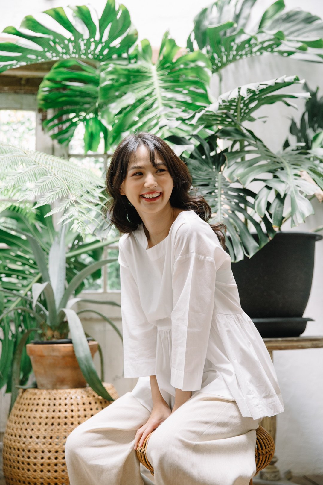 【Off-Season Sales】Round neck gathered premium soft cotton top in Off-White - 女装上衣 - 棉 白色