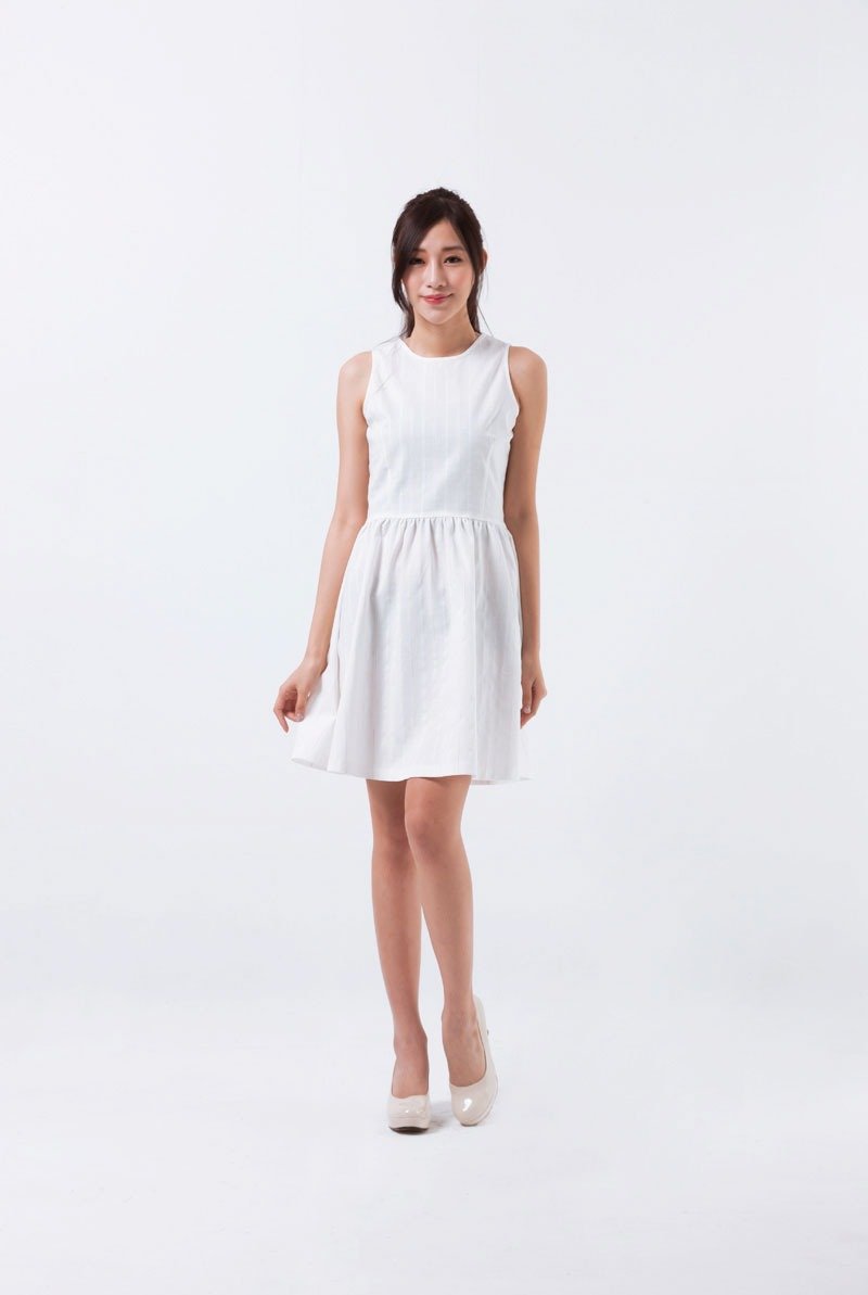 棉麻直条洋装 - 洋装/连衣裙 - 棉．麻 