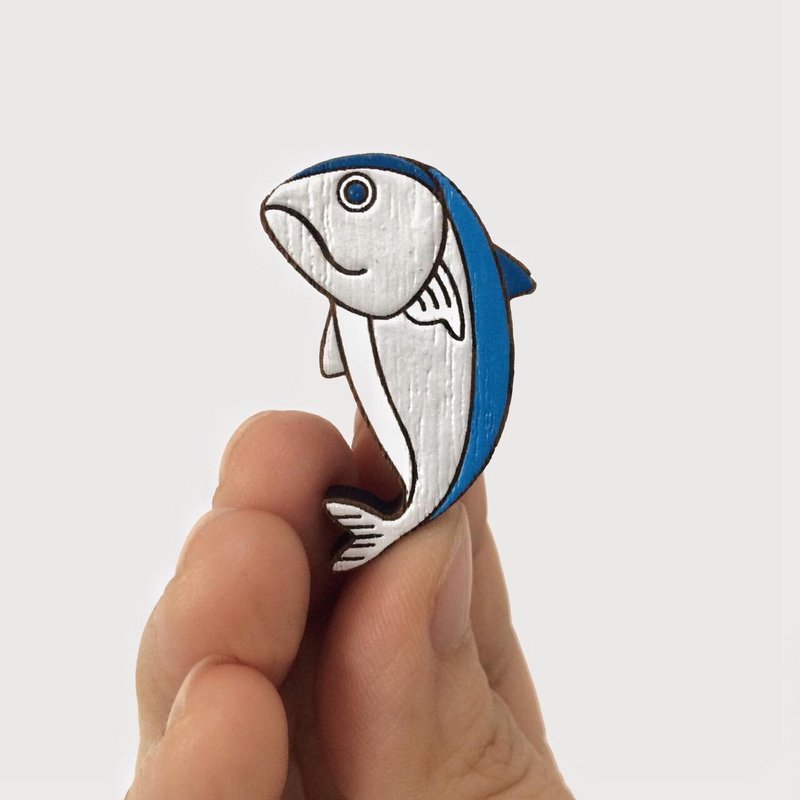 Wooden brooch mackerel - 胸针 - 木头 灰色