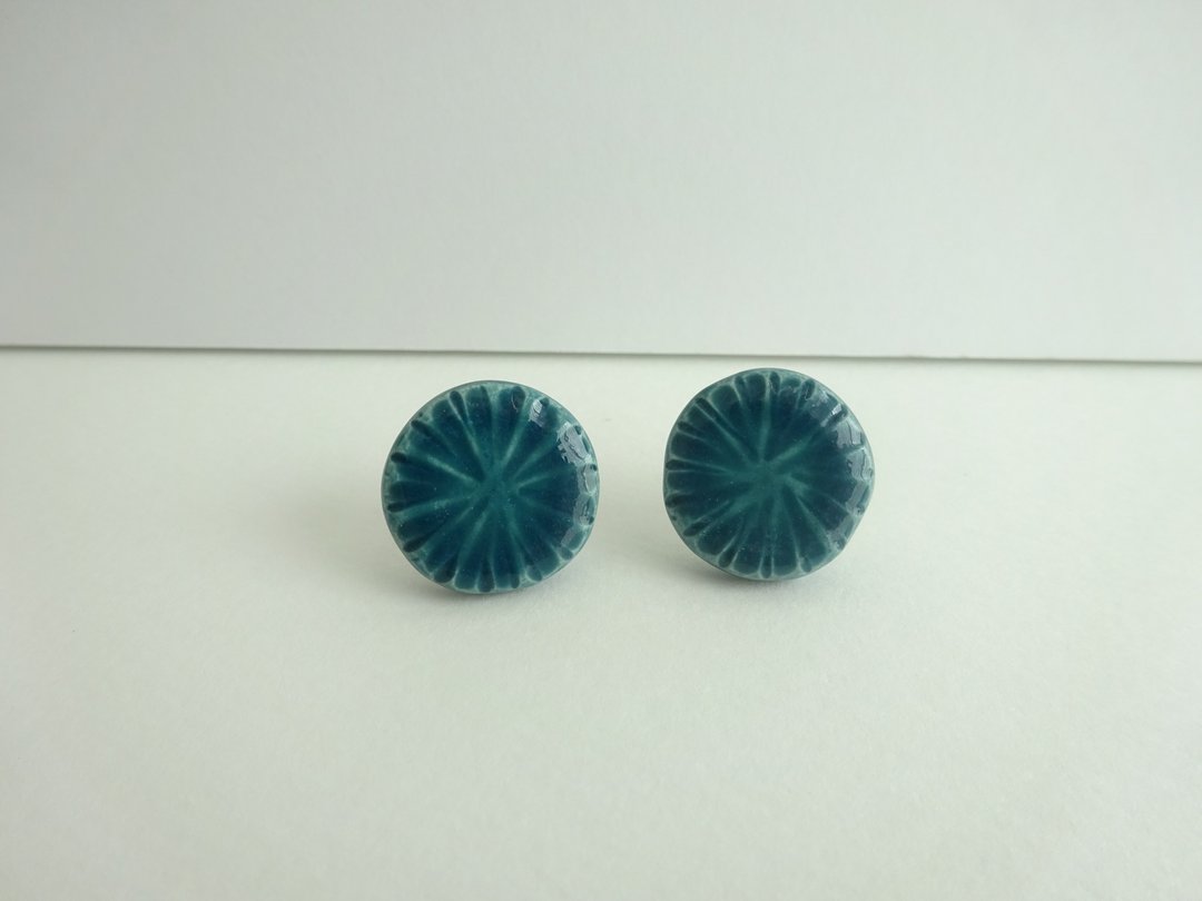 Cornflower Earrings / Clip-On/ Dark Green - 耳环/耳夹 - 陶 绿色