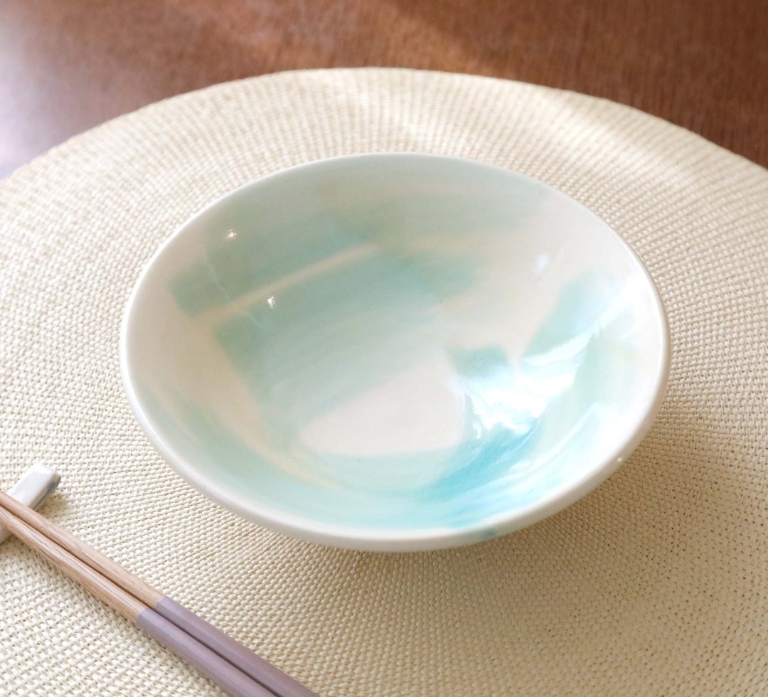 有光泽的蓝拉丝饭碗 - 碗 - 陶 蓝色
