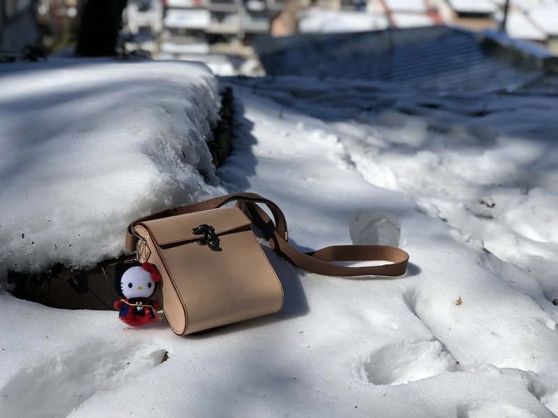 HH mini Satchel 肩包 - 侧背包/斜挎包 - 真皮 