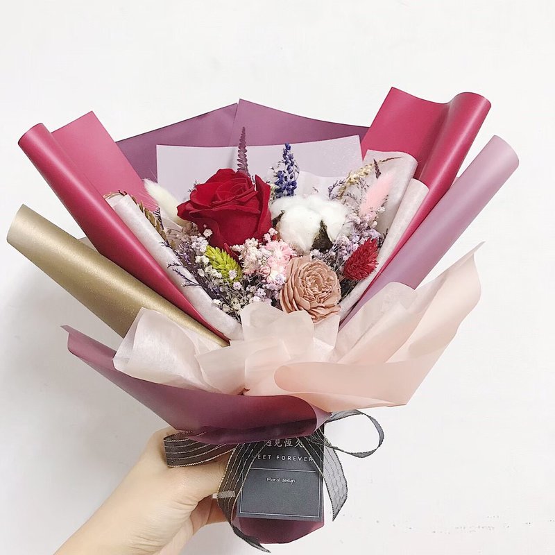 【遇见恒久】永生玫瑰中型花束 共三款 - 干燥花/捧花 - 植物．花 