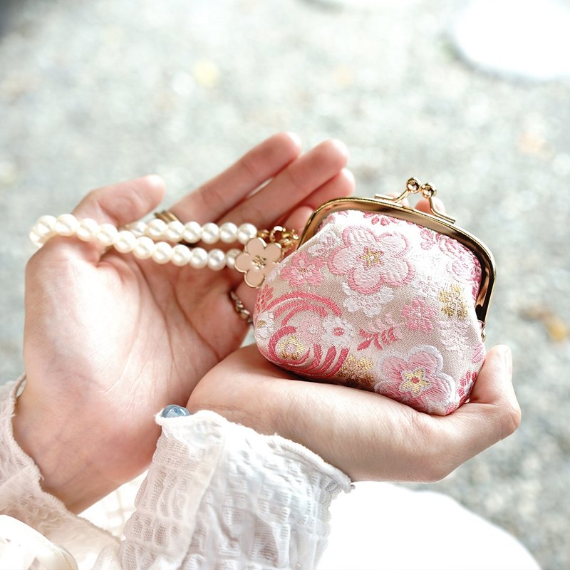 西阵织金襴珍珠手挂小口金包-春色/零钱包 - 耳机 - 其他金属 