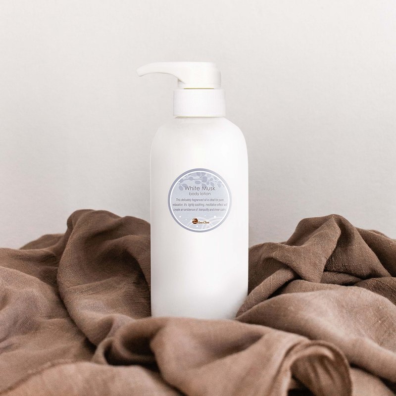 白麝香保湿身体乳300ml-身体乳液 - 身体护肤/按摩油 - 精油 蓝色